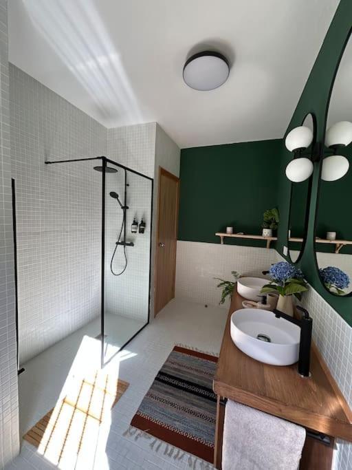 O Pedrido Beach House Bergondo 外观 照片
