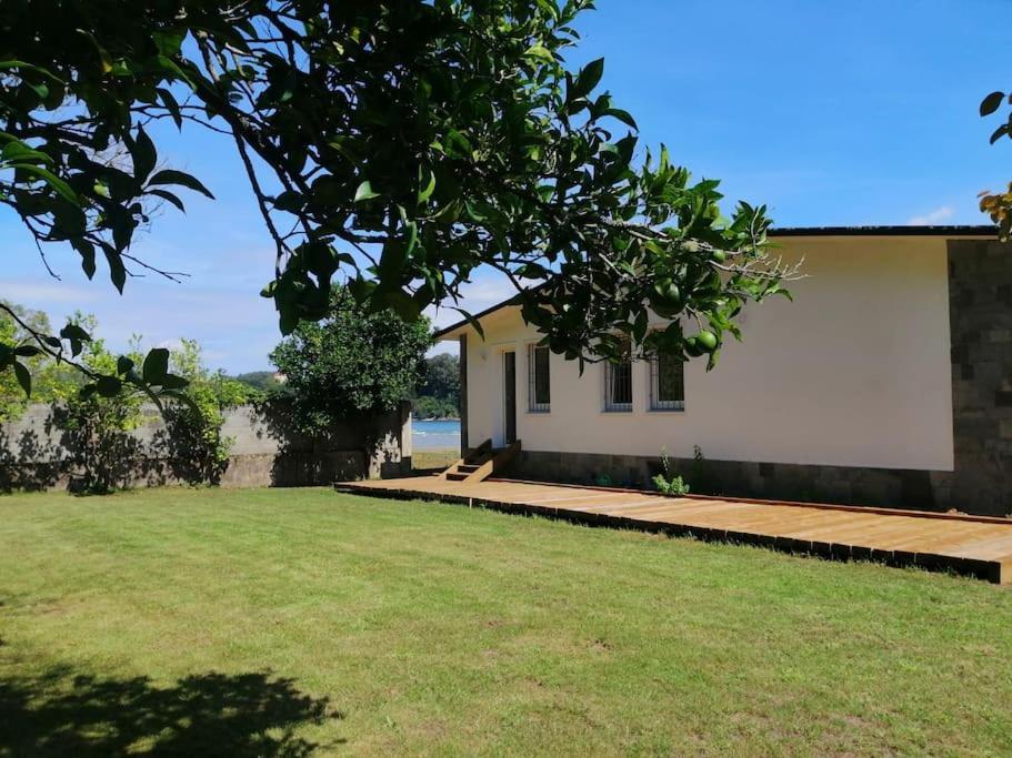 O Pedrido Beach House Bergondo 外观 照片